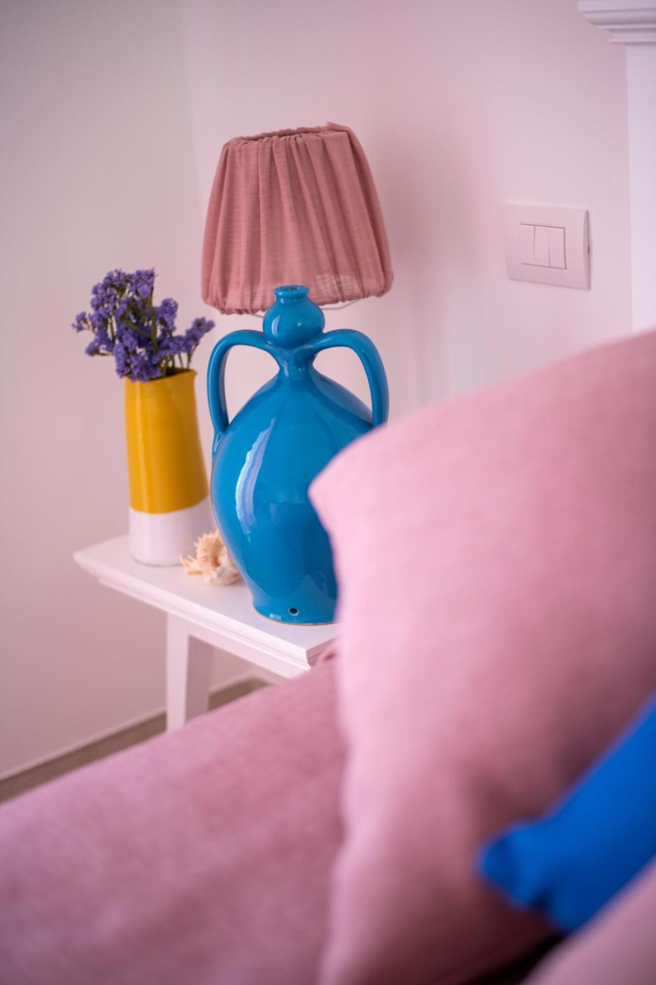 Dimora Nesea Bed and Breakfast Cozze Buitenkant foto